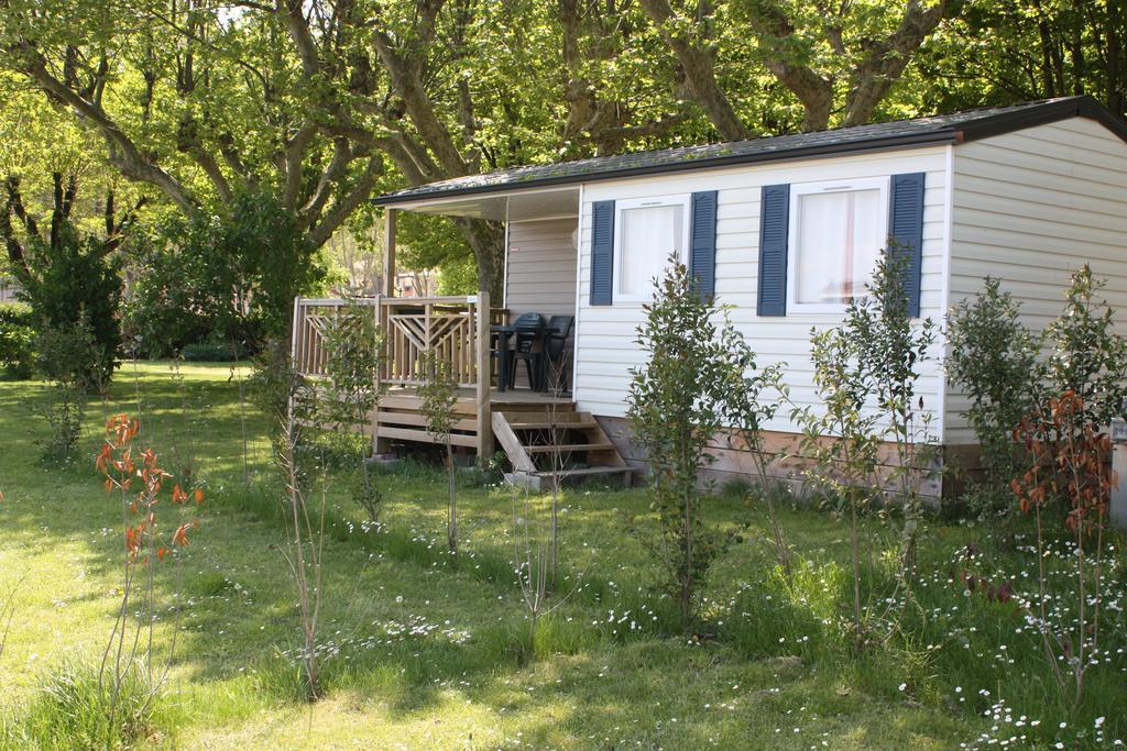 Camping Le Rhone Tournon-sur-Rhône Szoba fotó
